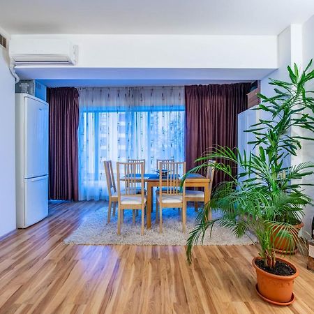 Luxury Two Room Apartment In The Heart Of Bucharest Bukarest Eksteriør billede