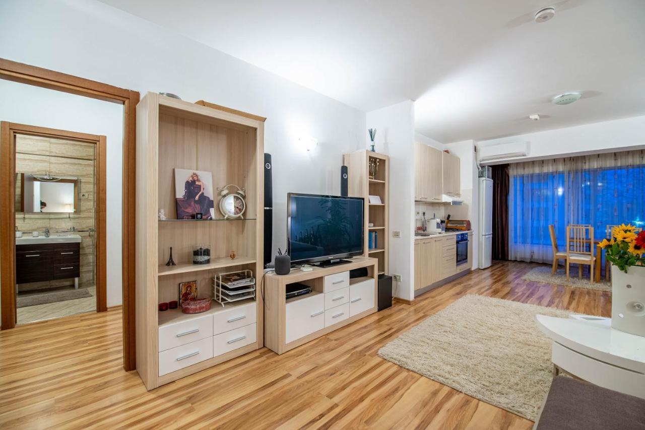 Luxury Two Room Apartment In The Heart Of Bucharest Bukarest Eksteriør billede